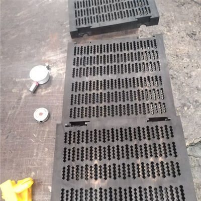 Adjustable Hole Rubber Screen Panels For Mining Specific Vibrating Screens