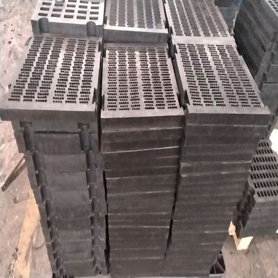 120mm Aperture 70mm Thick 305×610mm Steel Reinforced Rubber Screen Panel for Coarse Screening