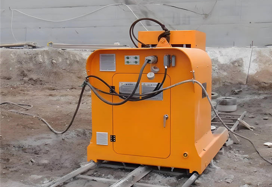উচ্চ দক্ষতা গ্রানাইট quarrying ডায়মন্ড তারের দড়ি Saw Machine জন্য গ্রানাইট খনির