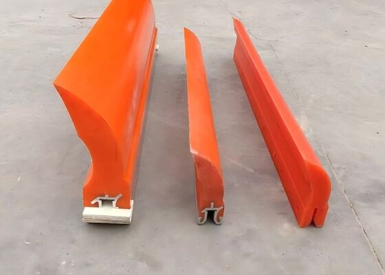 Polyurethane Conveyor Scraper with Alloy Steel Holder উচ্চ দক্ষতা বেল্ট পরিষ্কার